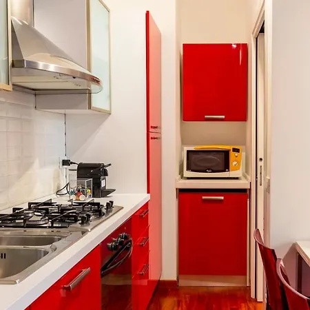 Apartment Andrea In The Navigli Area