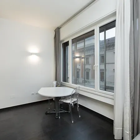Magnoliaapartments - 52 Porta Nuova, Brera Duomo Milaan