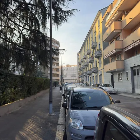 Apartment Sky Urban Valtorta Milan