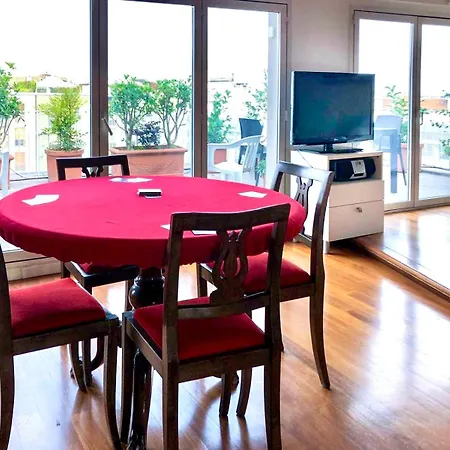 Penthouse In The Sky With 30 Sqm Terrace Station