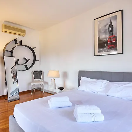 Attico Luminoso E Panoramico In Moscova Garibaldi Apartmán *