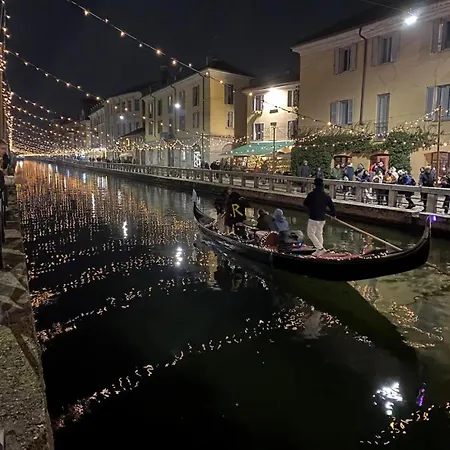 Carrara 23 Navigli Be Like! - Duomo Forum Bocconi Apartamento *