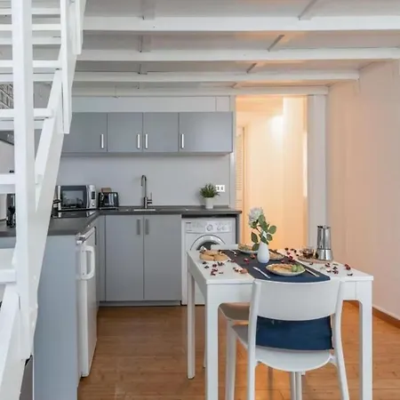 Two-room San Babila Milan