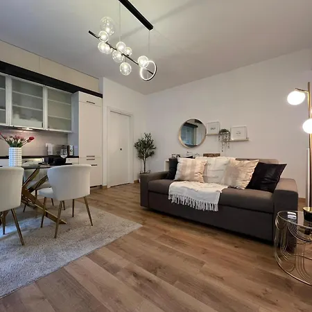 La Regina Delle Locazioni In Bocconi Mediolan