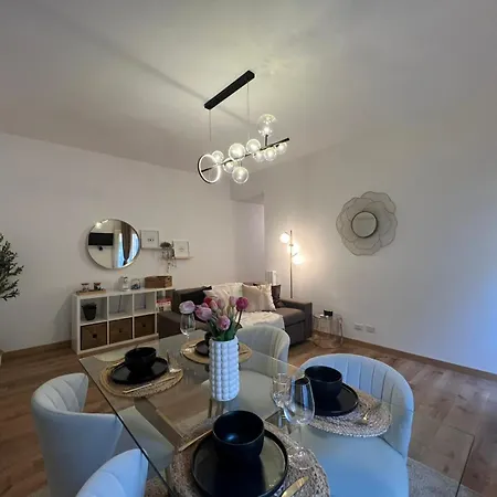 La Regina Delle Locazioni In Bocconi Mediolan