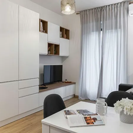 Oasi Di Relax Con Balcone 5 Min Dalla Metro Apartmán *