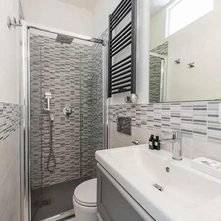 Navigli - Darsena; La Perla Di 밀라노