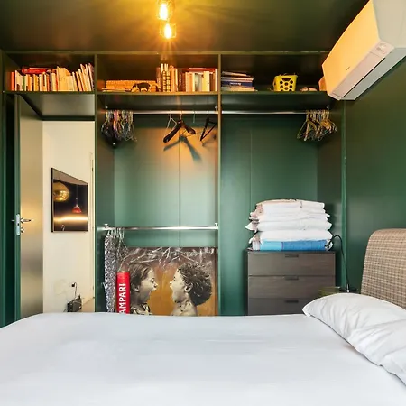 Lägenhet Bilocale Design Con Terrazza - De Angeli