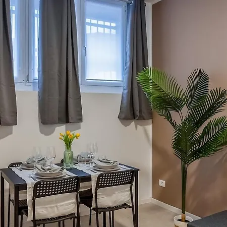 Authentic Private Flat 2 Min From Navigli Milano