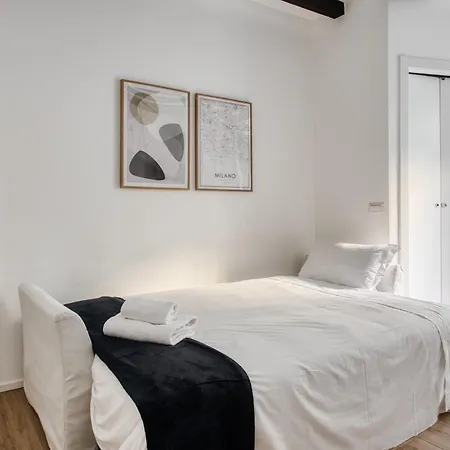 Just Urban Stays - Accogliente Bilocale In Centro Metro M2 E M4 *