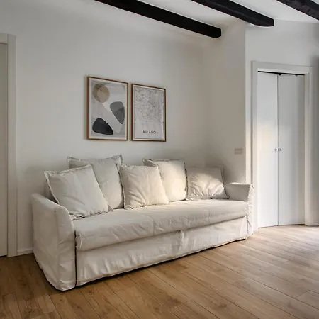 Just Urban Stays - Accogliente Bilocale In Centro Metro M2 E M4