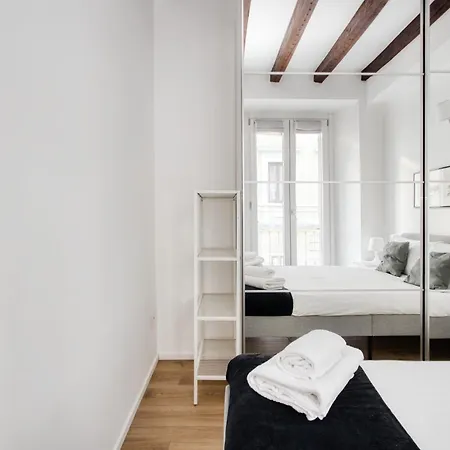 Just Urban Stays - Accogliente Bilocale In Centro Metro M2 E M4 Milano