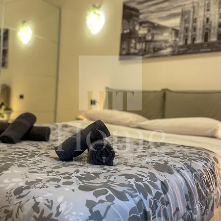 Apartment In Town - Porta Nuova District Milan