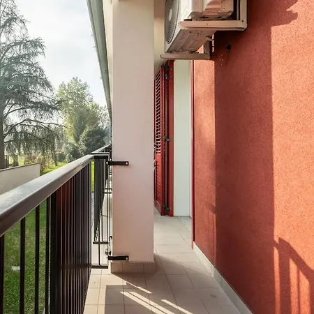 San Siro - With Terrace And Parking Apartmán *