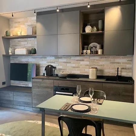 Olive Garden Stylish With Cozy Terrace