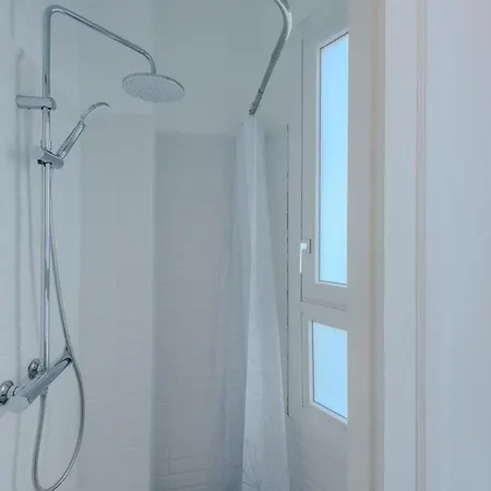 Easytopstay - New And Functional Near The Metro Milano