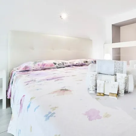 Modern Loft In Milan's Heart *