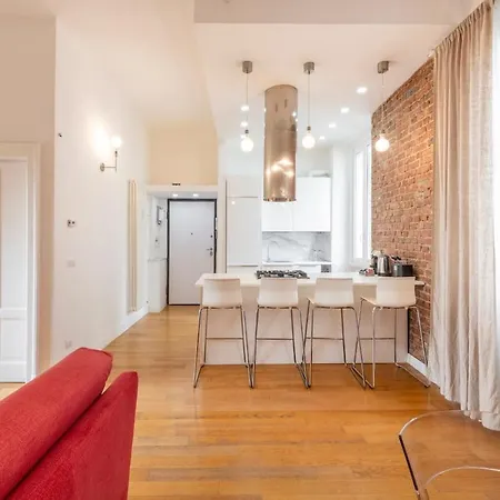 Luxury 3 Bedrooms - B *