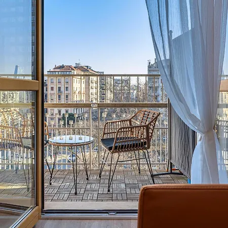 Classbnb - Two Stylish In The Moscova Area, 250m From Metro Line M2