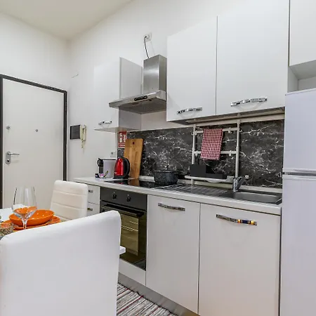 Apartamento - Parking Nearby And Free Wifi *