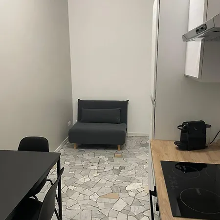 M4 Tolstoj - Duomo Tortona Navigli Area