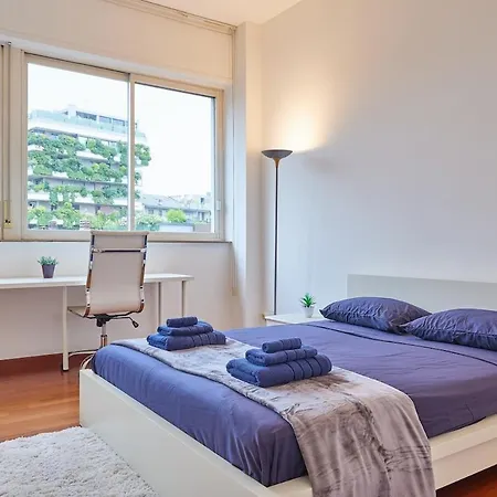 Corso Garibaldi Shopping Center, Art E Shopping Apartment Milan