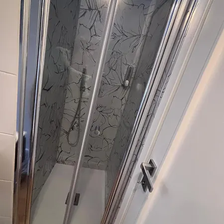 La Casa Di Sole - Corso Buenos Aires - Stazione En-suit Gasthuis 4*