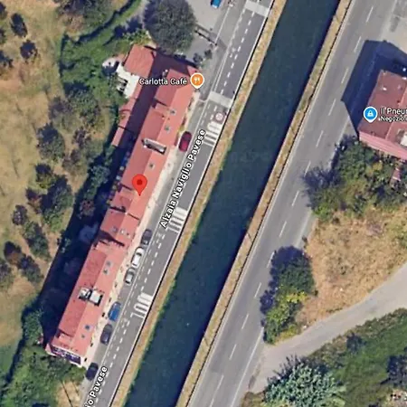 With Terrace And Loft With Garden In Naviglio Pavese