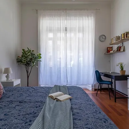 Stradivarius House - Carozzi Apartament