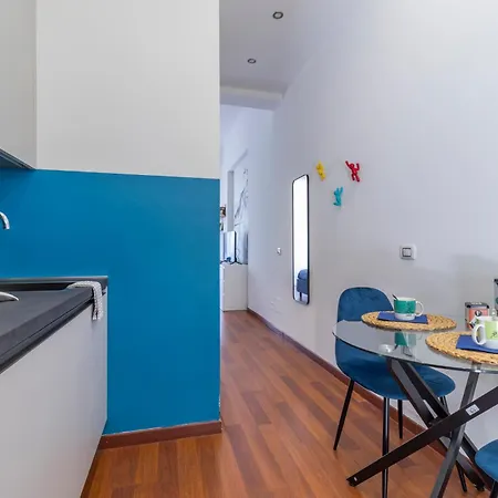 Stradivarius House - Carozzi Apartament