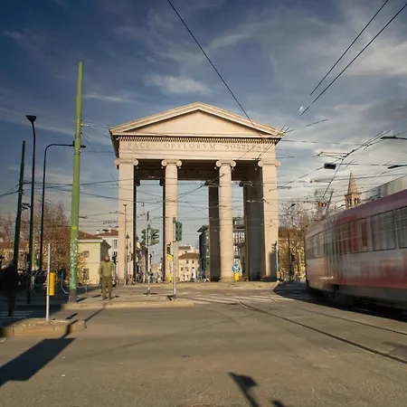 アパート Charming Darsena - Amazing Position Next To Navigli ミラノ