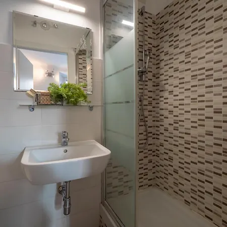 Bligny - Modern Next To Bocconi By Rentopolis Apartamento