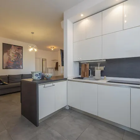 San Siro - Modern & Stylish 3 Bedroom With 2 Balconies Lotto Mm1-mm5 By Rentopolis * Mediolan