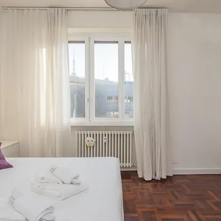 Apartament San Siro - Modern & Stylish 3 Bedroom With 2 Balconies Lotto Mm1-mm5 By Rentopolis Mediolan
