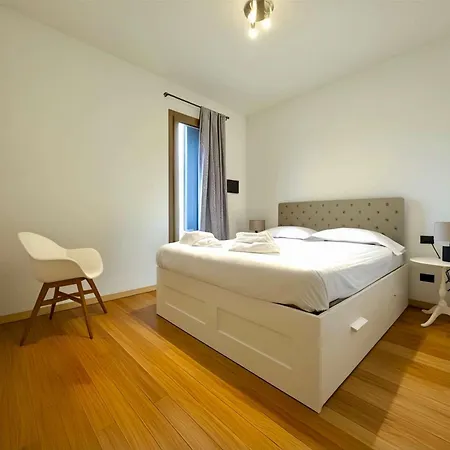 Homeby, Casa Cristina Milan