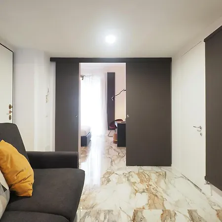 Primopiano - Jenner B Apartament *