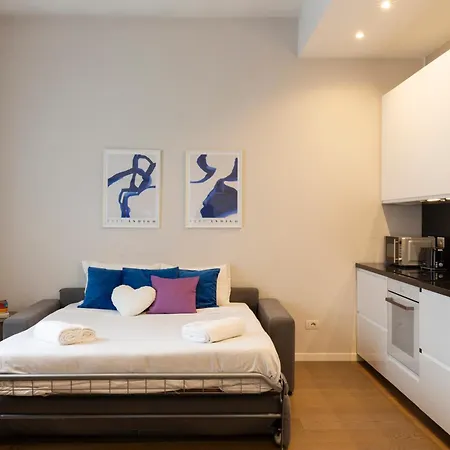 Arena Modern ميلان