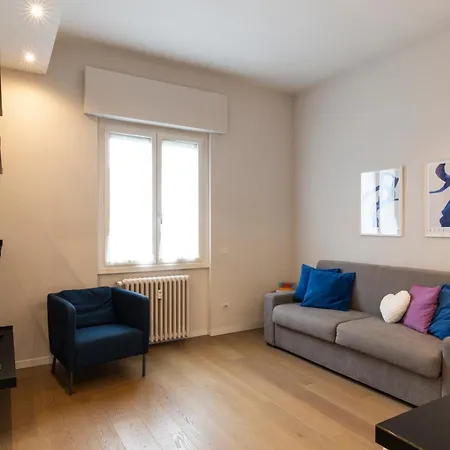 Apartment Arena Modern Milan
