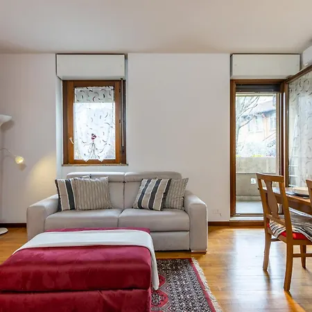 '70 Vibes - Atmosfera Vintage Vicino San Siro Stadio E Ippodromo Milaan