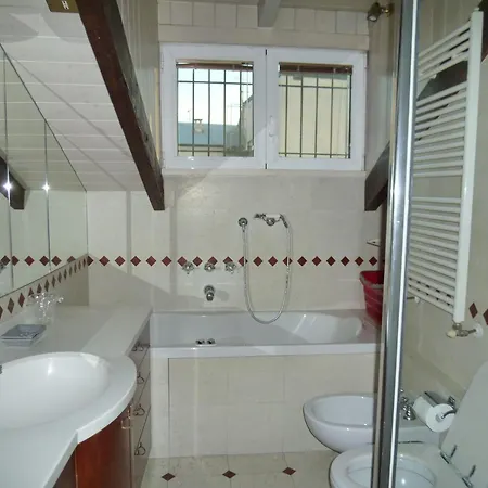 Penthouse In Fashion District Of Milan, Close To Montenapoleone, Duomo, Scala * Milan