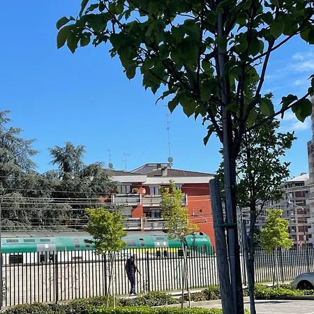 Davide Host Da Giulietta, 20 Min To Duomo * Milano