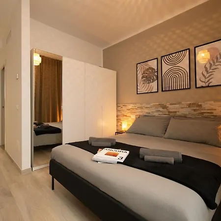 Luxhome Duomo - San Siro 10min Apartment *
