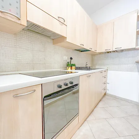Brunacci - 5 Min Dai Navigli Apartman Milánó