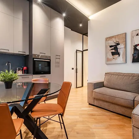 Moscovapremiumapartment In Brera Apartment Milan