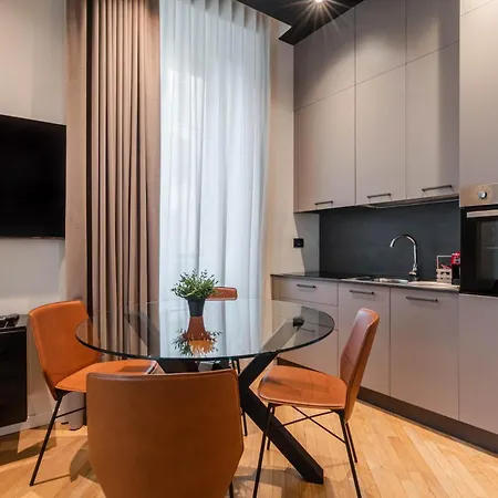 Moscovapremiumapartment In Brera Apartment