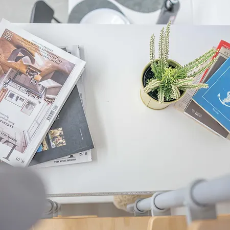 Metro Yellow * Милан