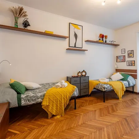 Otto Novembre, 3 Ampio Ed Elegante Con Vista Apartment *