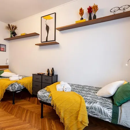 Otto Novembre, 3 Ampio Ed Elegante Con Vista Apartment *