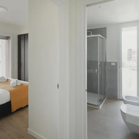 Daire Gohost - Modern And Bright With Terrace And Balcony *