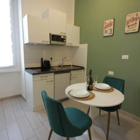 Veronica's House 1 Station - Corso Buenos Aires * Mailand